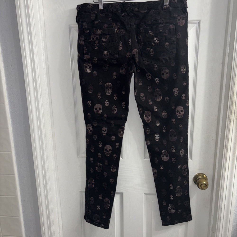 Royal Bones Jean Womens 15 Black Skull All Over Print Gothic Edgy Emo Altrnative - Picture 6 of 10